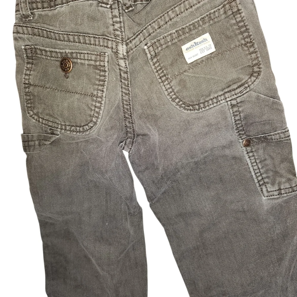 OshKosh Bgosh stylish gray